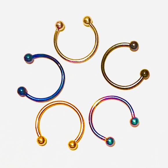 Horseshoe Ring Hoop 16g 13mm 1/2" Lip Earring - Picture 3 of 6